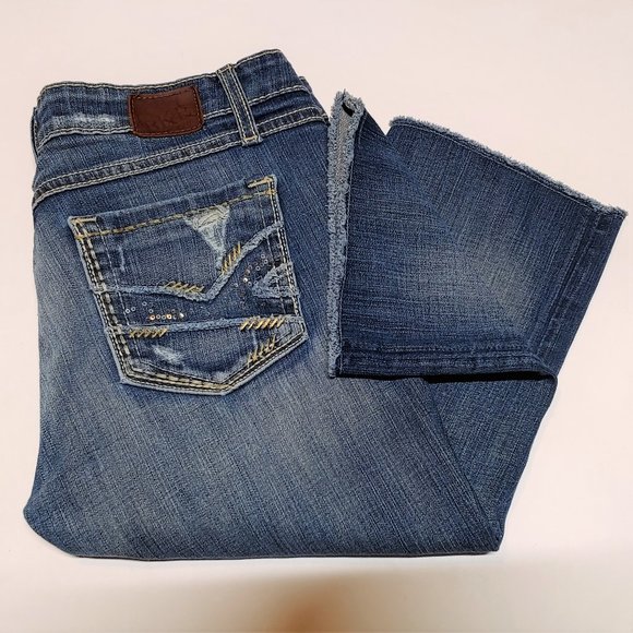 Buckle BKE Sabrina Raw Edge Denim Capri Jean 30/10 - Picture 1 of 7